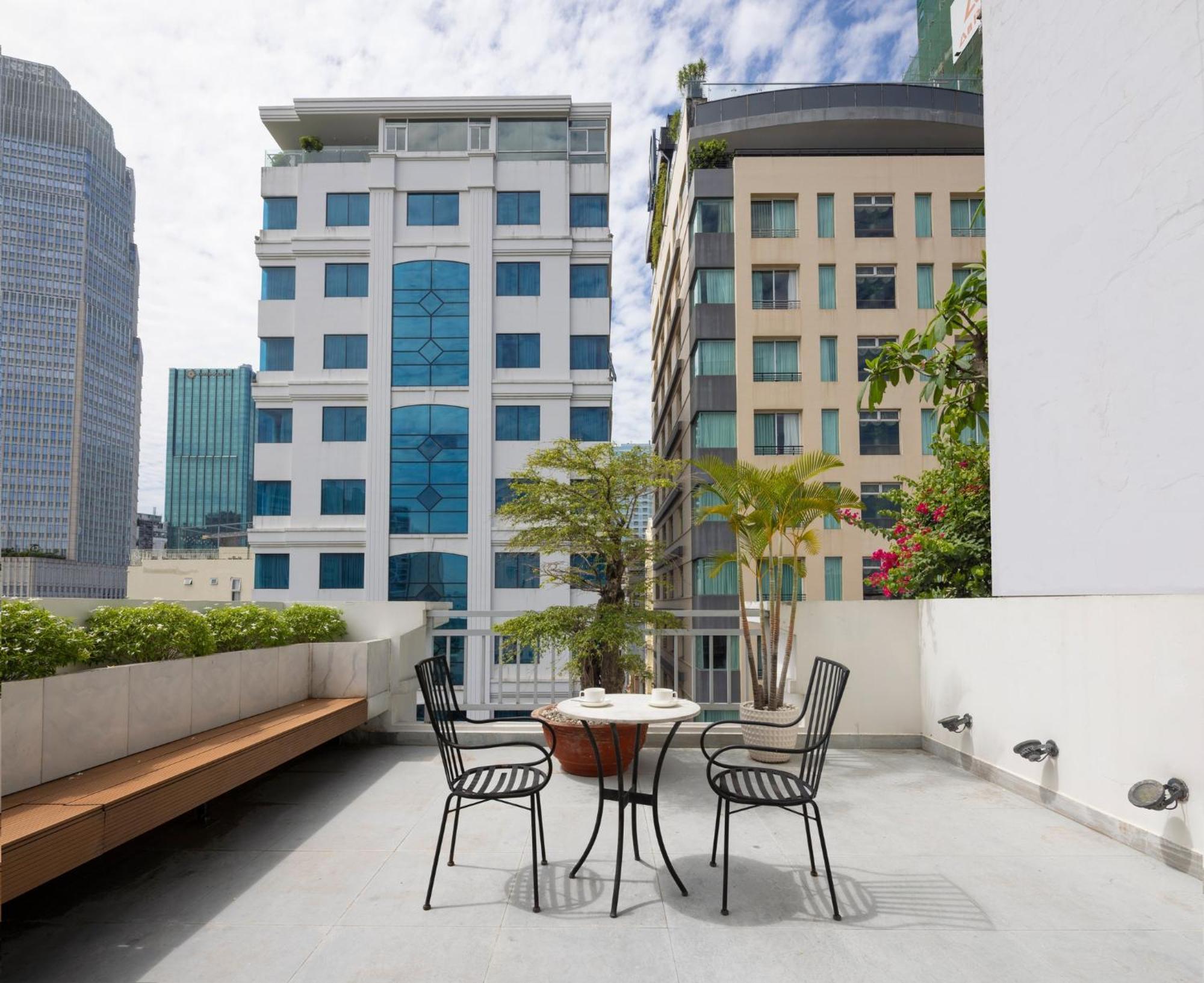 White Lotus Hotel Saigon Хошимин Экстерьер фото