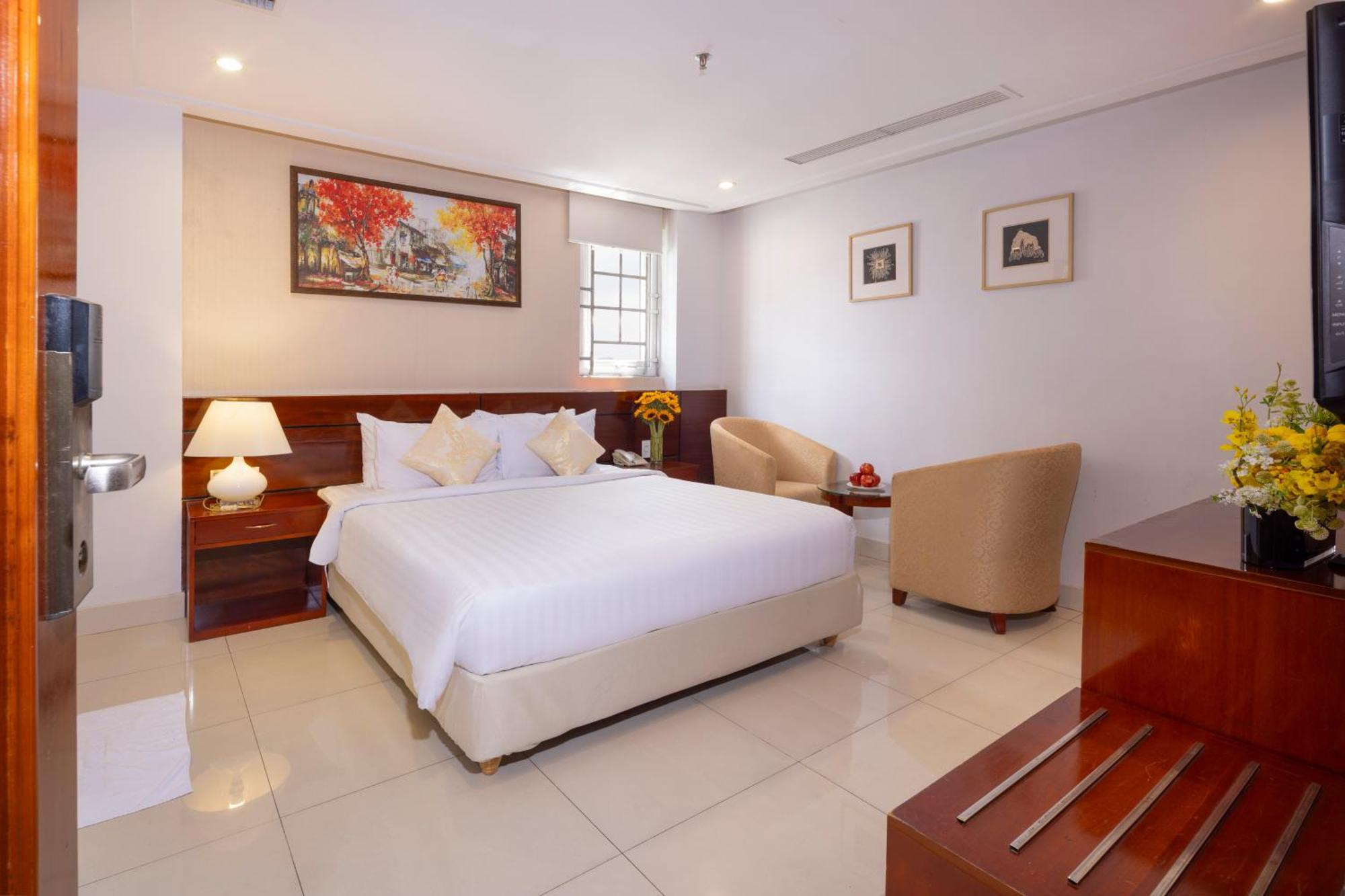 White Lotus Hotel Saigon Хошимин Экстерьер фото