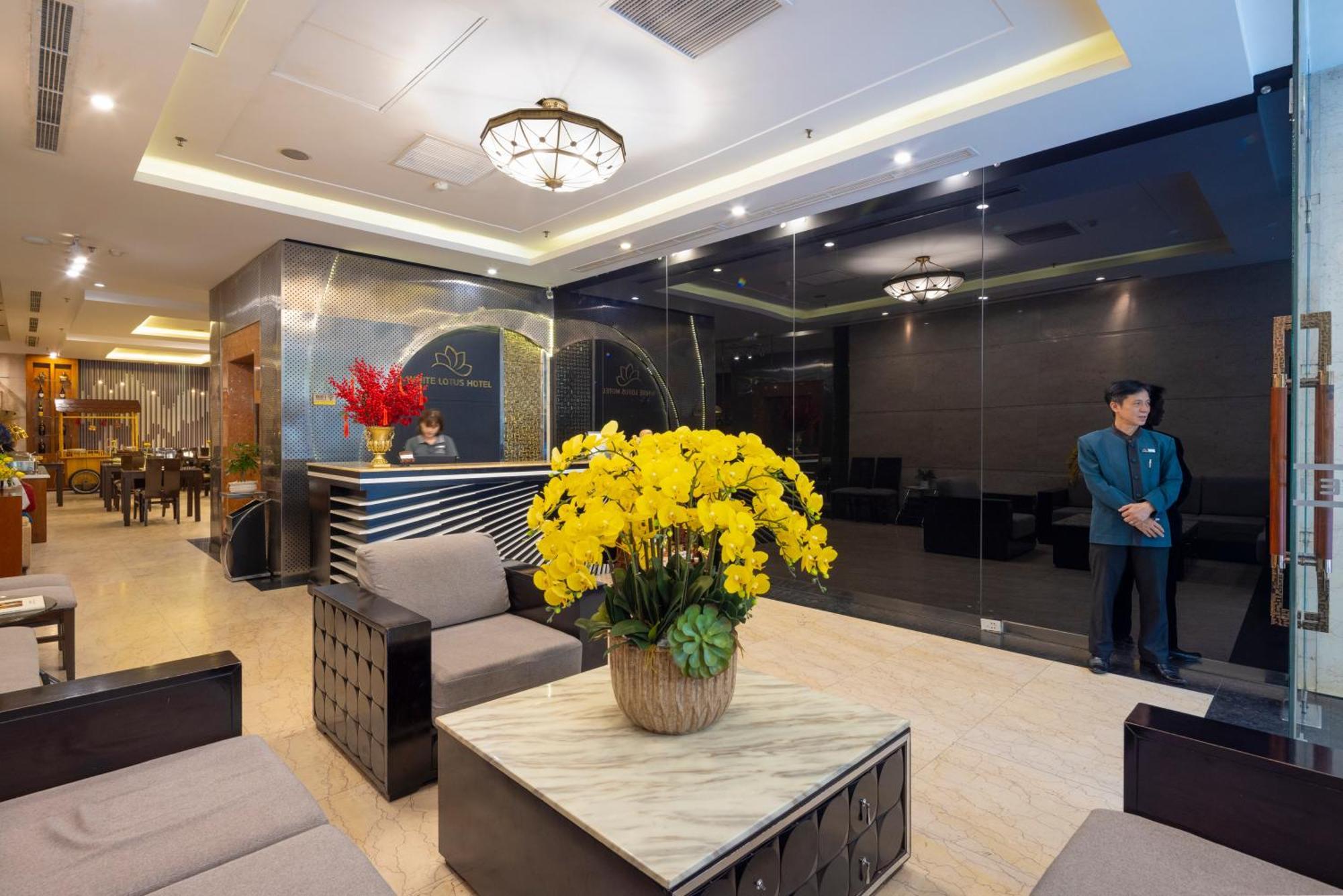 White Lotus Hotel Saigon Хошимин Экстерьер фото