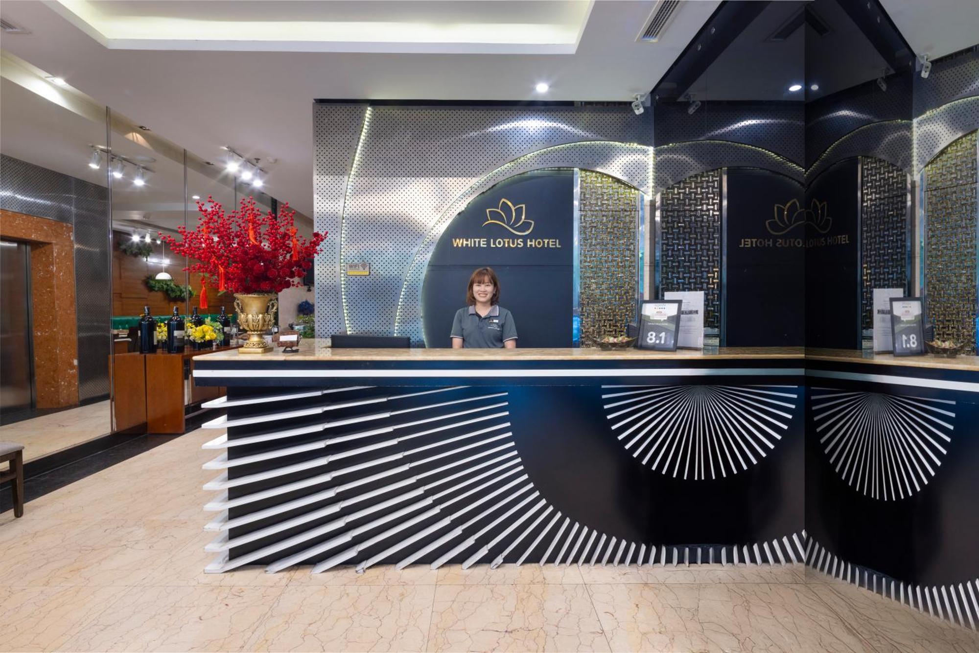 White Lotus Hotel Saigon Хошимин Экстерьер фото