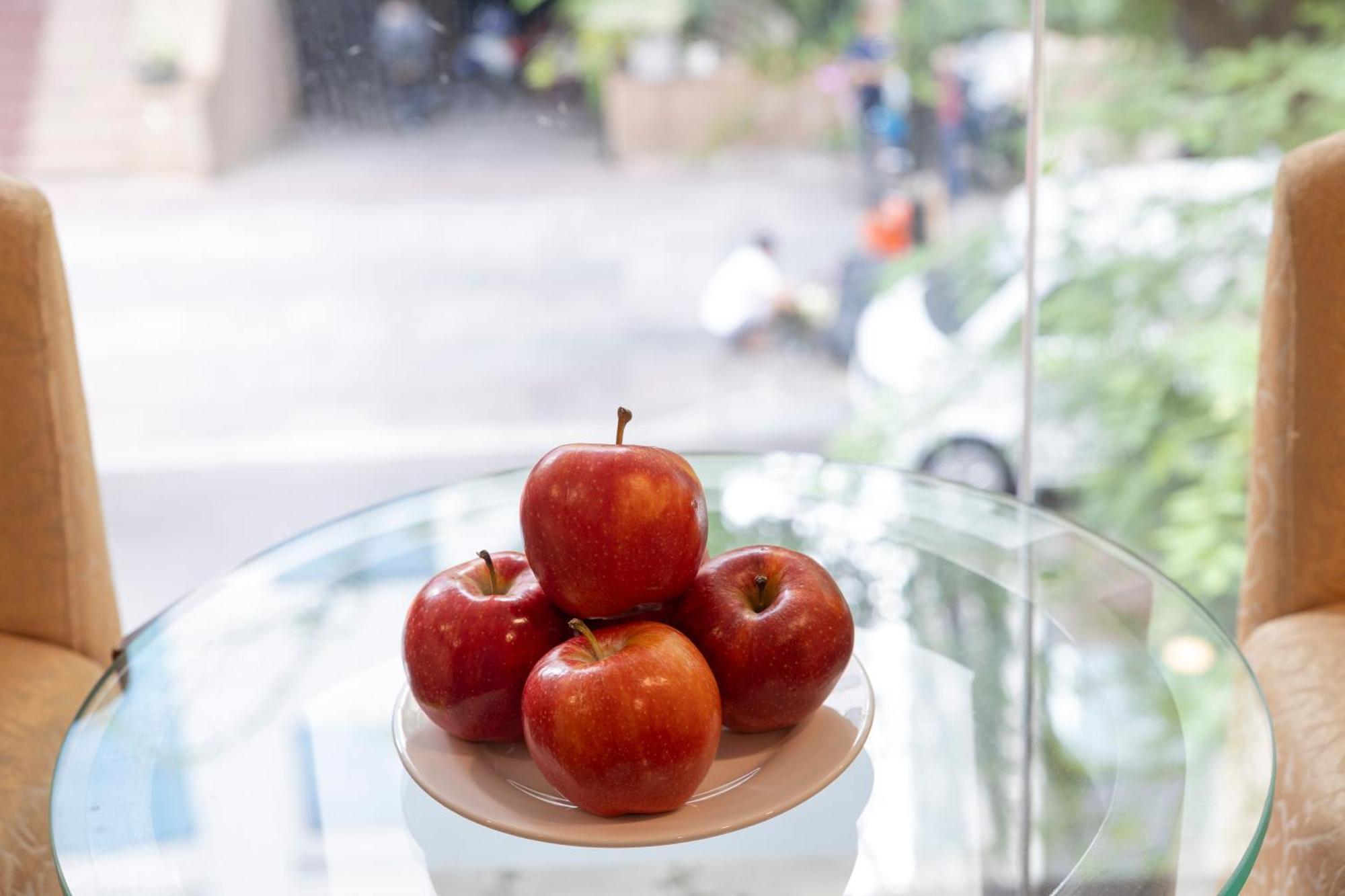 White Lotus Hotel Saigon Хошимин Экстерьер фото